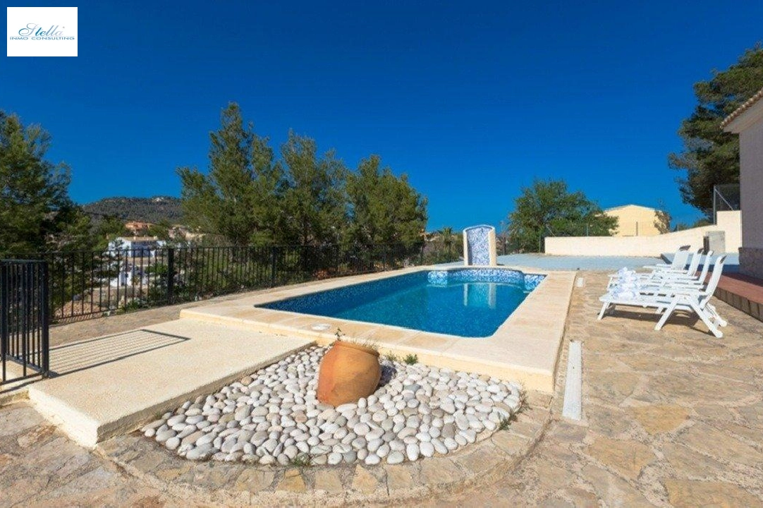 villa en Calpe en venta, superficie 90 m², + estufa, aire acondicionado, parcela 800 m², 3 dormitorios, 1 banos, piscina, ref.: AM-11853DR-3