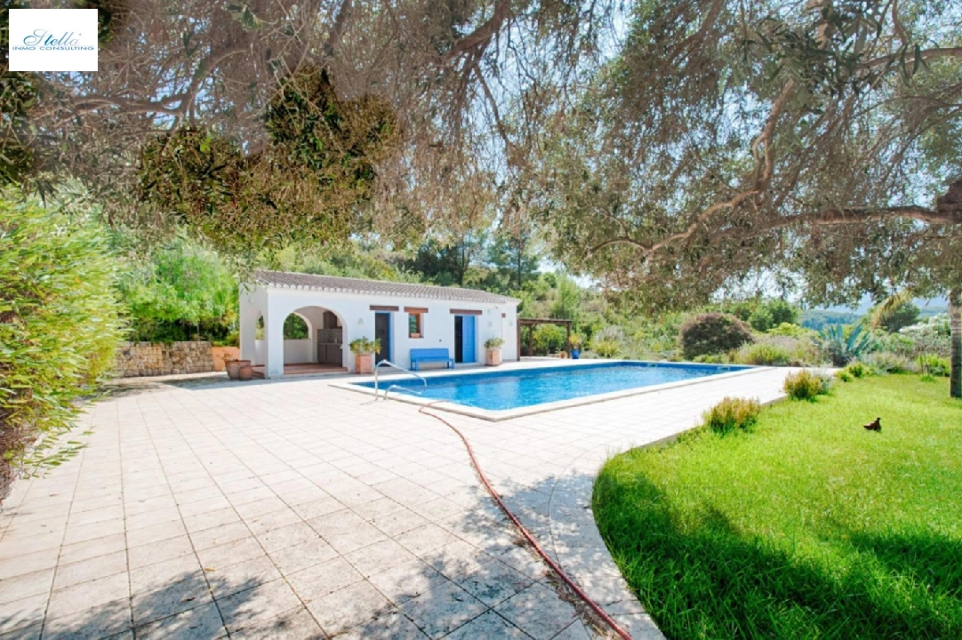 finca en Benissa en venta, superficie 521 m², ano de construccion 2002, aire acondicionado, parcela 19880 m², 4 dormitorios, 3 banos, piscina, ref.: AM-11988DA-11