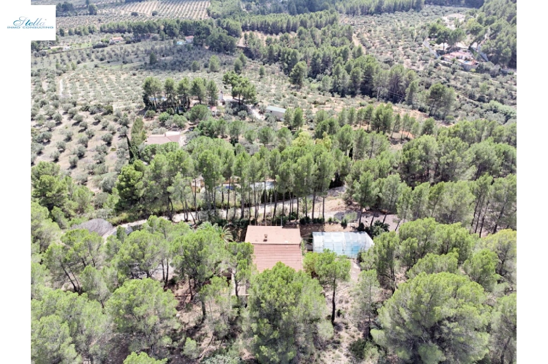 finca en Relleu en venta, superficie 174 m², ano de construccion 1990, aire acondicionado, parcela 26000 m², 4 dormitorios, 1 banos, piscina, ref.: AM-12046DA-10