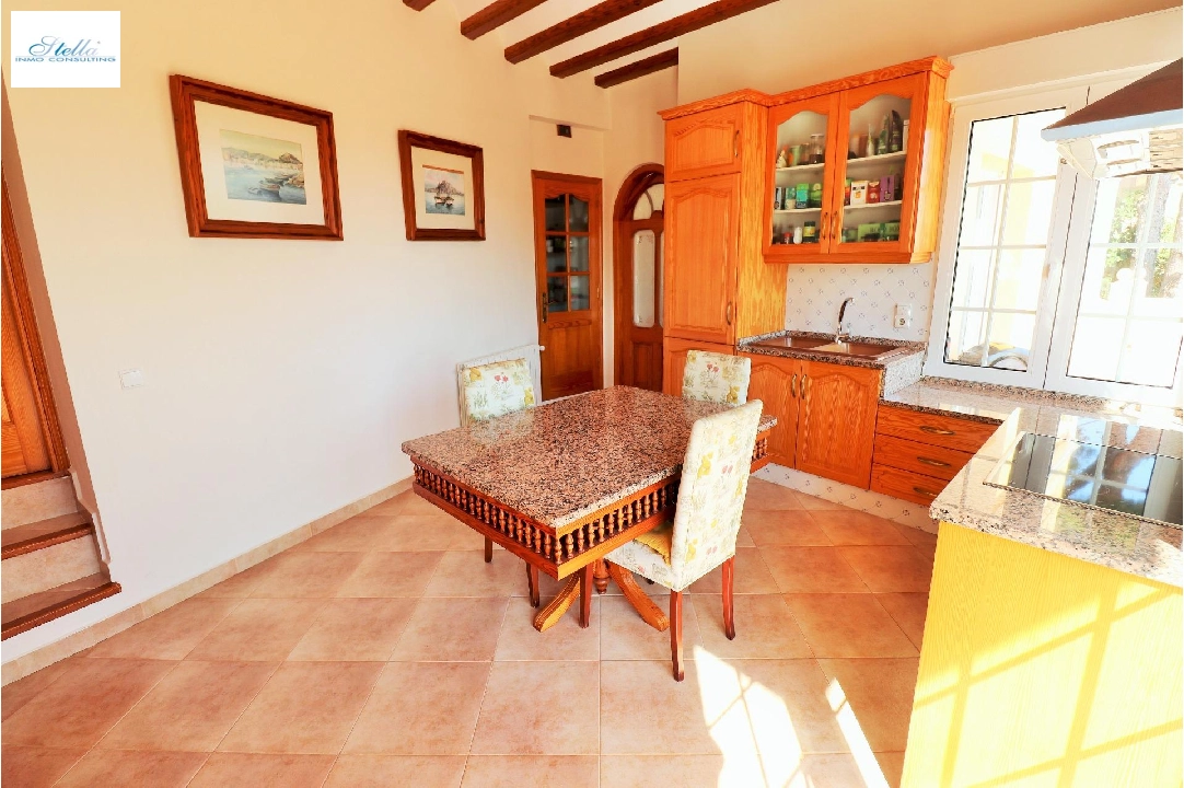 villa en Denia en venta, superficie 319 m², aire acondicionado, parcela 900 m², 6 dormitorios, 4 banos, piscina, ref.: AM-12170DA-37