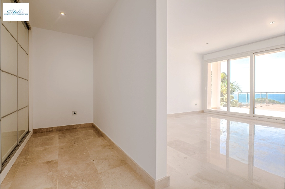 villa en Moraira en venta, superficie 547 m², ano de construccion 2014, aire acondicionado, parcela 1132 m², 4 dormitorios, 6 banos, piscina, ref.: AM-10630DA-14