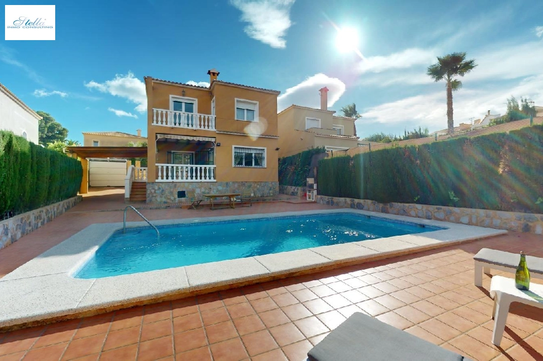 villa en La Nucia(Nucia Park) en venta, superficie 200 m², aire acondicionado, parcela 500 m², 4 dormitorios, 3 banos, piscina, ref.: COB-3479-10535-1