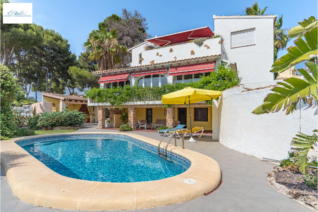 villa en Moraira en venta, superficie 358 m², ano de construccion 1975, + KLIMA, aire acondicionado, parcela 772 m², 5 dormitorios, 3 banos, piscina, ref.: BP-C4XY8096MOR-1