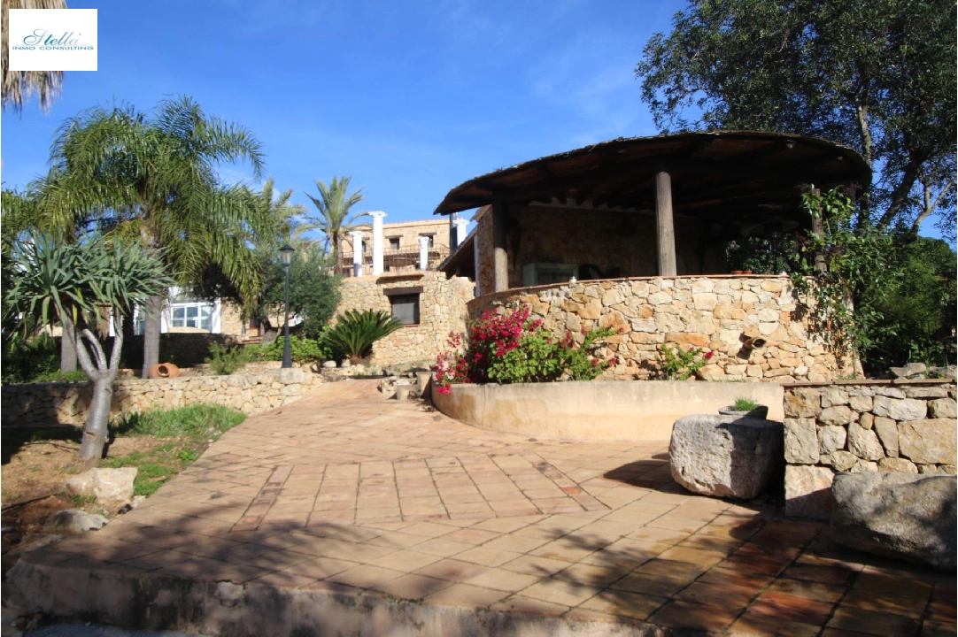 finca en Benissa(Canor) en venta, superficie 960 m², parcela 15000 m², 15 dormitorios, 14 banos, piscina, ref.: COB-3322-10535-43