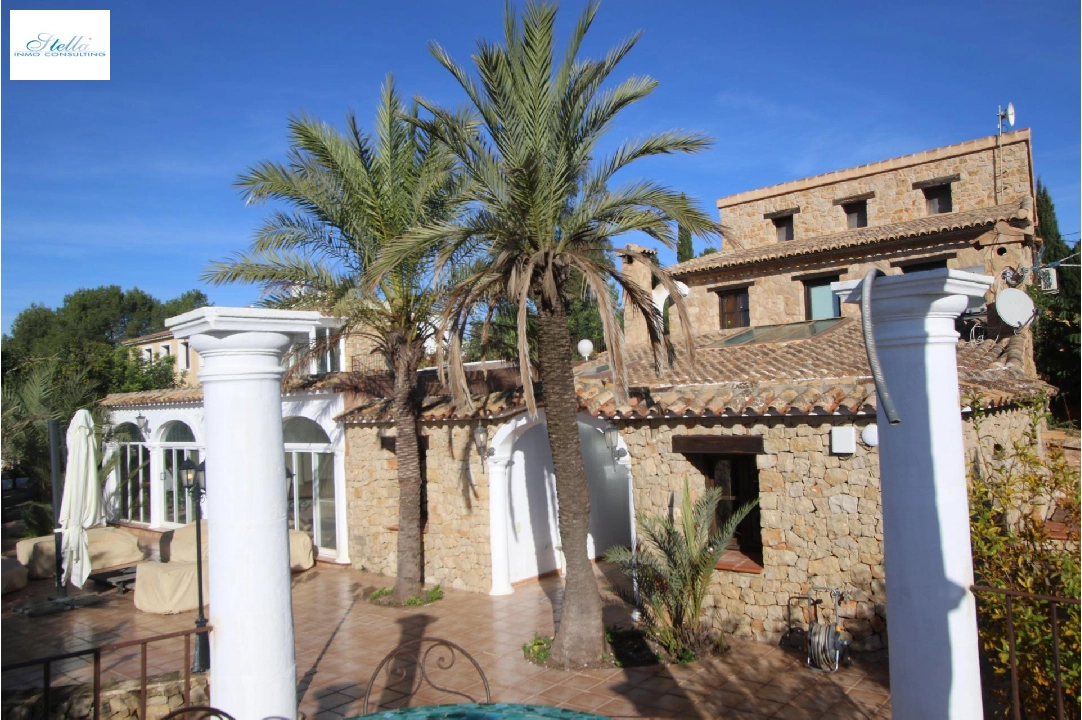 finca en Benissa(Canor) en venta, superficie 960 m², parcela 15000 m², 15 dormitorios, 14 banos, piscina, ref.: COB-3322-10535-7