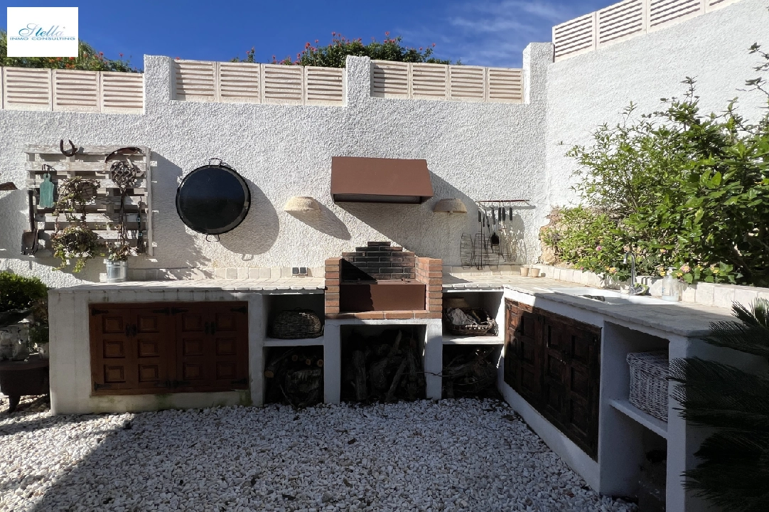 villa en Denia(Florida) en venta, superficie 182 m², ano de construccion 1980, + KLIMA, aire acondicionado, parcela 595 m², 3 dormitorios, 2 banos, piscina, ref.: SC-T1024-22