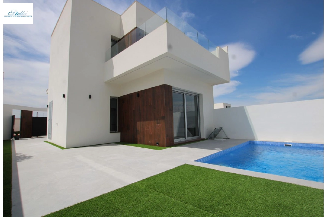 villa en San Fulgencio en venta, superficie 127 m², estado first owner, parcela 182 m², 3 dormitorios, 3 banos, piscina, ref.: HA-SFN-110-E05-1