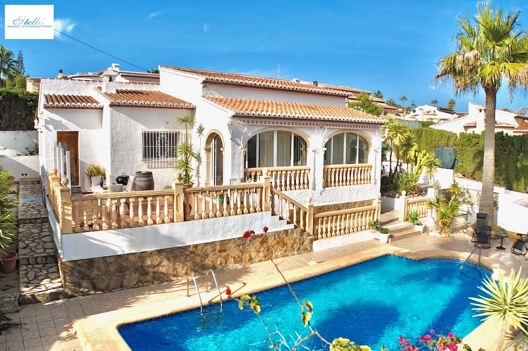 villa en Benitachell(Les Fonts) en venta, superficie 132 m², parcela 672 m², 3 dormitorios, 2 banos, piscina, ref.: CA-H-1844-AMBE-1