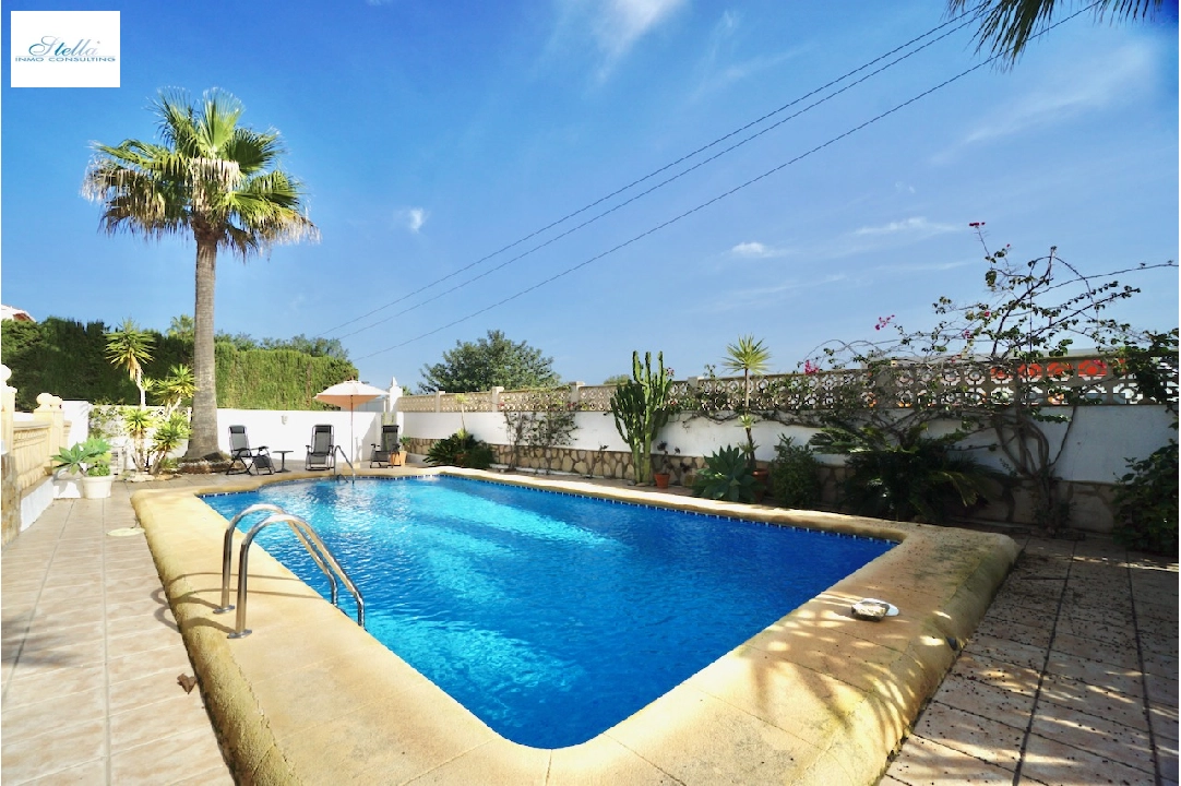 villa en Benitachell(Les Fonts) en venta, superficie 132 m², parcela 672 m², 3 dormitorios, 2 banos, piscina, ref.: CA-H-1844-AMBE-3