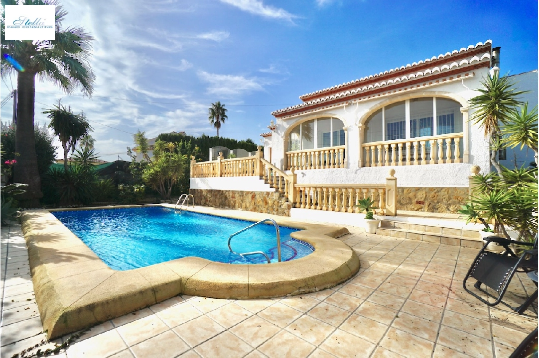 villa en Benitachell(Les Fonts) en venta, superficie 132 m², parcela 672 m², 3 dormitorios, 2 banos, piscina, ref.: CA-H-1844-AMBE-30