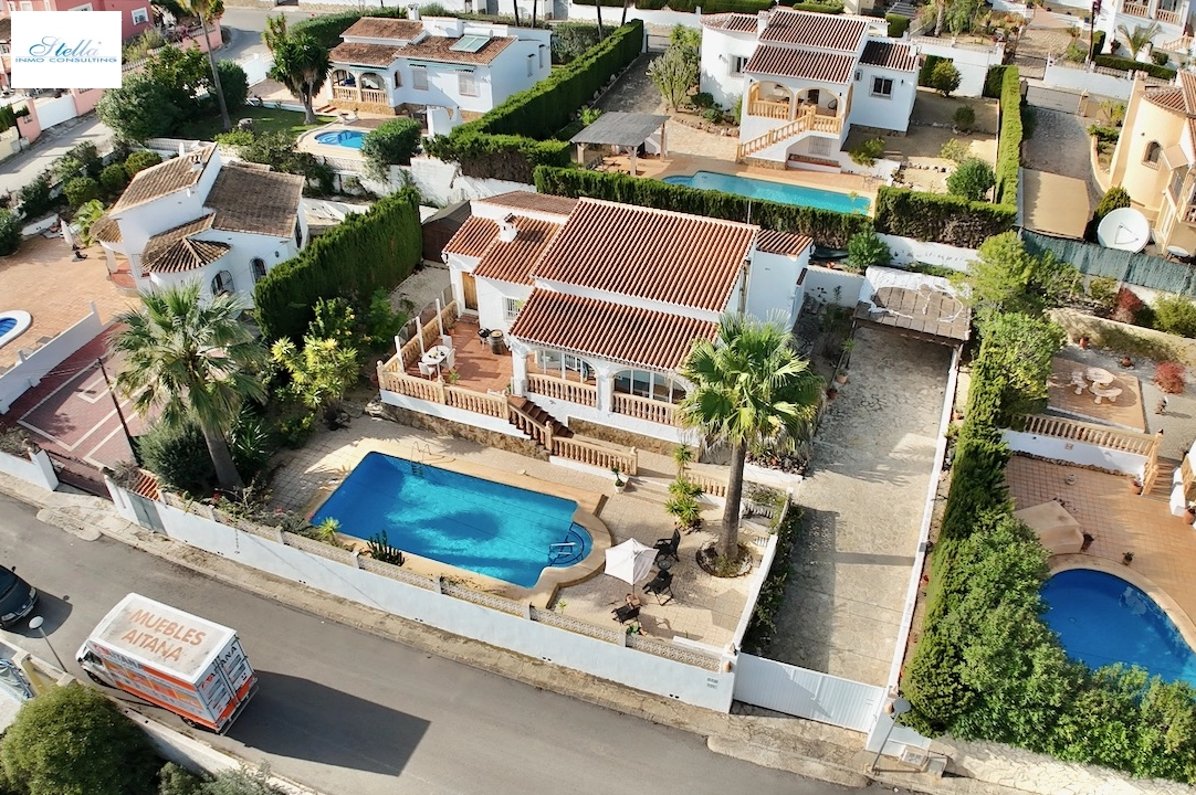 villa en Benitachell(Les Fonts) en venta, superficie 132 m², parcela 672 m², 3 dormitorios, 2 banos, piscina, ref.: CA-H-1844-AMBE-42