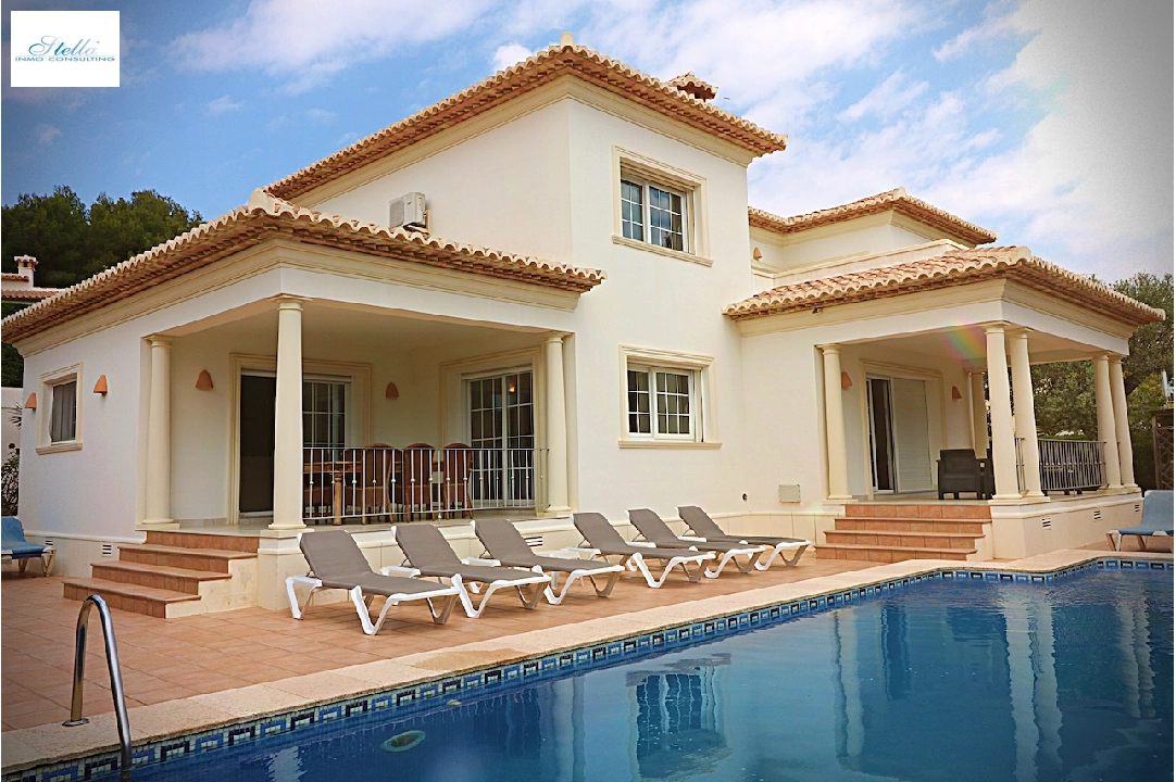 villa en Benissa(Pinada) en venta, superficie 280 m², aire acondicionado, parcela 829 m², 4 dormitorios, 3 banos, piscina, ref.: CA-H-1857-AMB-1