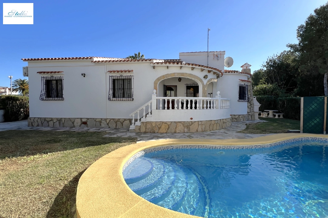 villa en Els Poblets(Barranquets) en venta, superficie 120 m², ano de construccion 1990, aire acondicionado, parcela 427 m², 3 dormitorios, 2 banos, piscina, ref.: JS-0325-2