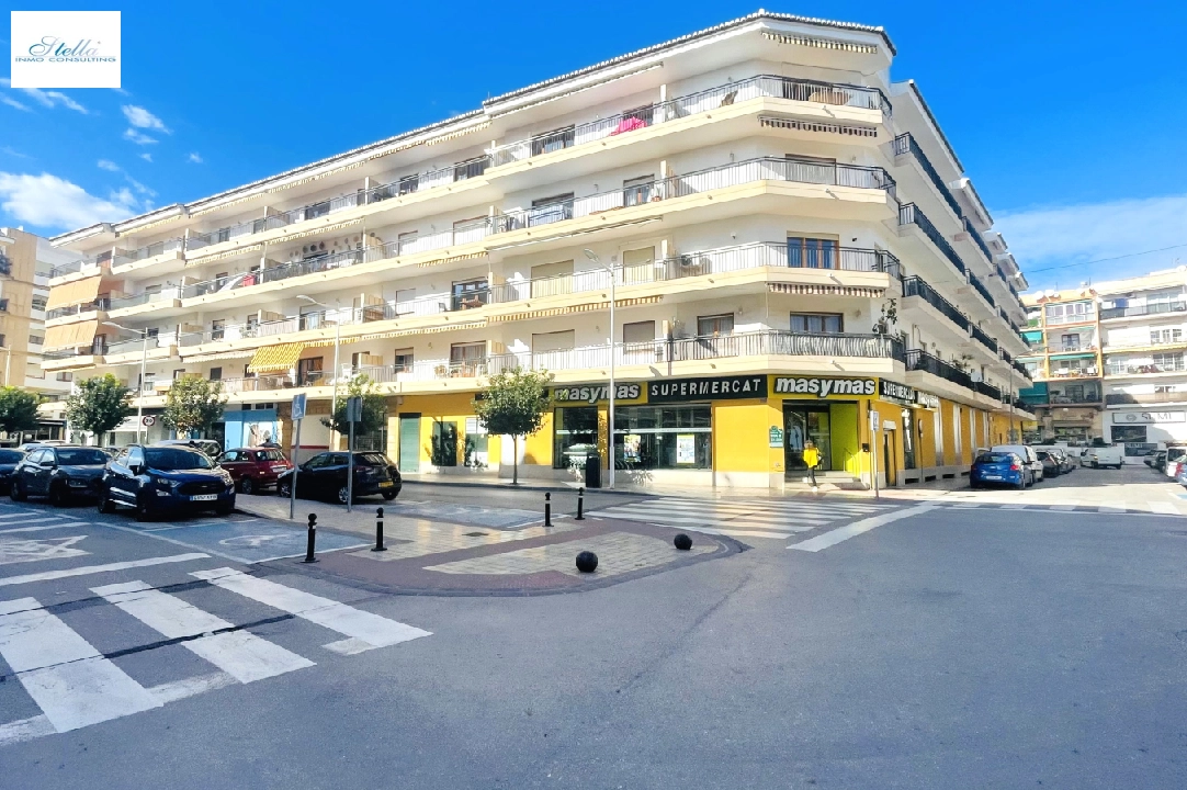 apartamento en Javea(Puerto) en venta, superficie 126 m², ano de construccion 1982, aire acondicionado, 4 dormitorios, 2 banos, ref.: JS-0525-1