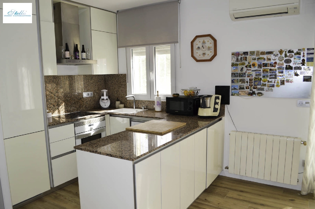 villa en Denia en venta, superficie 121 m², aire acondicionado, parcela 623 m², 4 dormitorios, 2 banos, piscina, ref.: CO-C25935-25