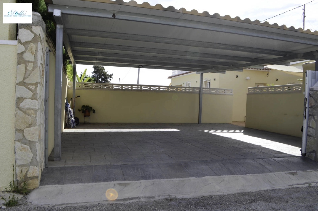 villa en Denia en venta, superficie 121 m², aire acondicionado, parcela 623 m², 4 dormitorios, 2 banos, piscina, ref.: CO-C25935-45