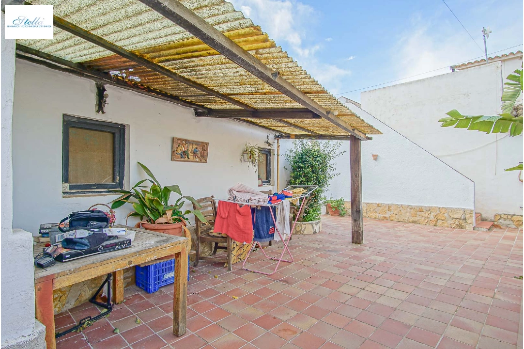 villa en Denia en venta, superficie 269 m², ano de construccion 1973, + KLIMA, aire acondicionado, parcela 1545 m², 6 dormitorios, 4 banos, piscina, ref.: BP-8234DEN-14