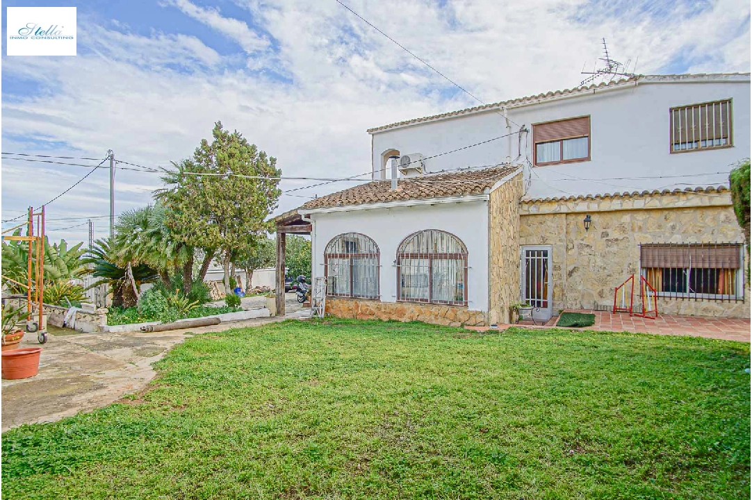 villa en Denia en venta, superficie 269 m², ano de construccion 1973, + KLIMA, aire acondicionado, parcela 1545 m², 6 dormitorios, 4 banos, piscina, ref.: BP-8234DEN-44