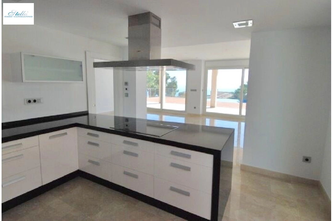 villa en Moraira(San Jaime) en venta, superficie 559 m², ano de construccion 2015, aire acondicionado, parcela 1132 m², 4 dormitorios, 9 banos, piscina, ref.: CA-H-590-AMB-4